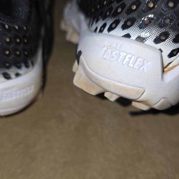 Nike AQ8151 003 Vapor Ultrafly 2 Keystone BG Youth Football Cleats Black US 10C - Picture 6 of 14